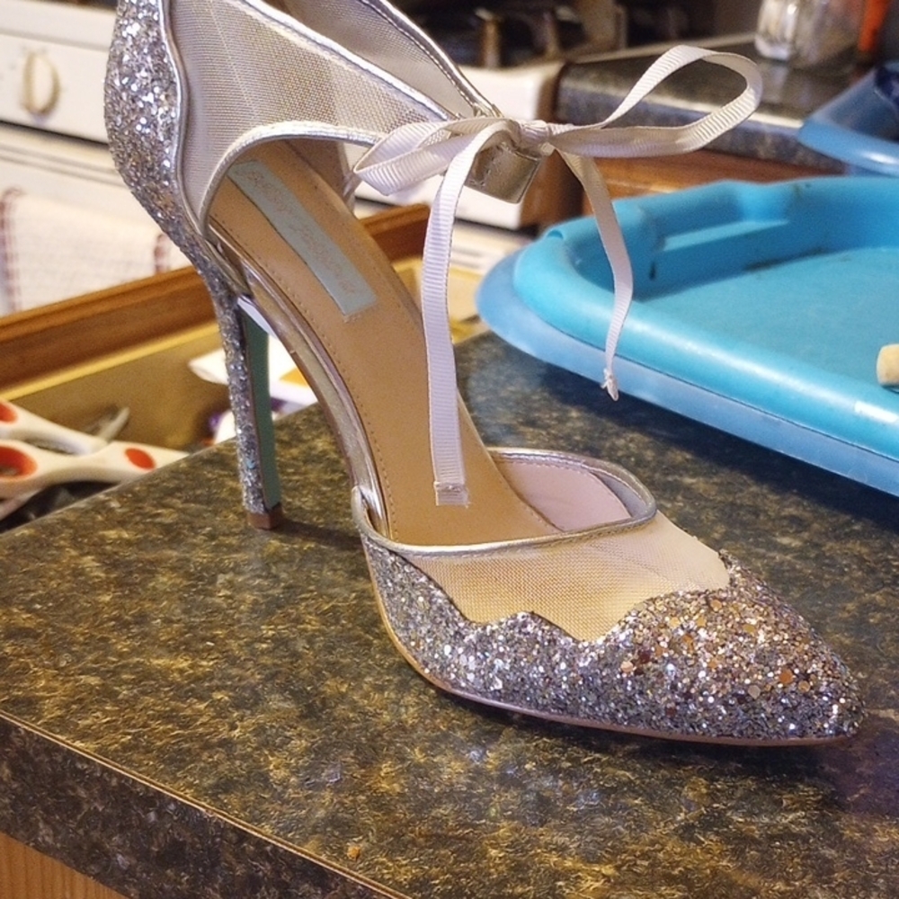 Elegant Silver Glitter Women's Heels